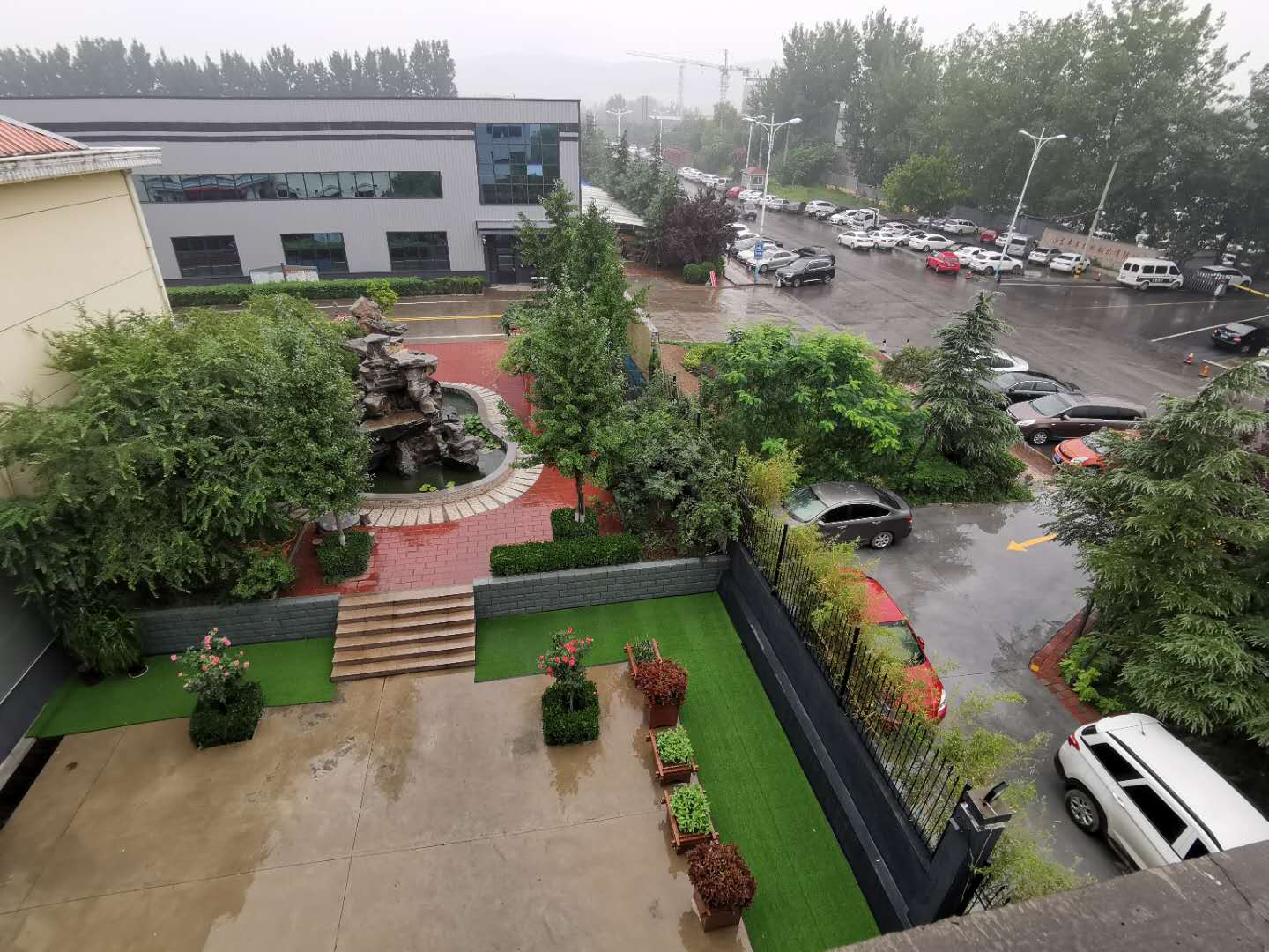 山東金格瑞采取花園式工廠設計 山東金格瑞采取花園式工廠設計