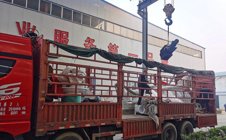 云南木屑顆粒機(jī).jpg 云南木屑顆粒機(jī).jpg