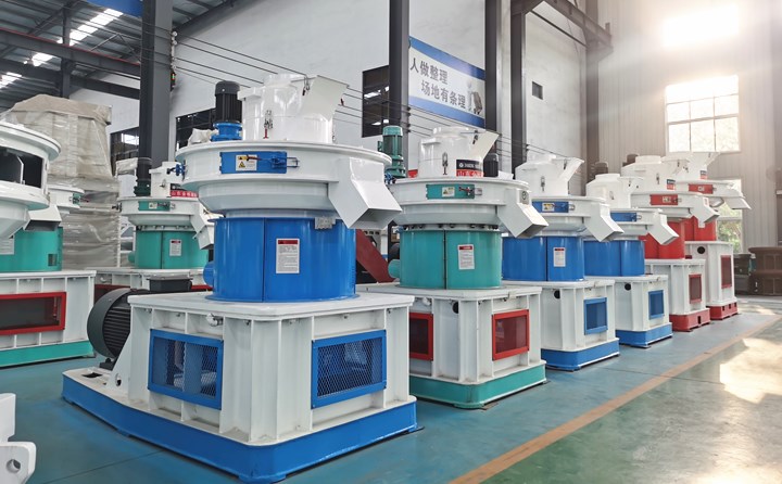 鋸末顆粒機(jī).jpg 鋸末顆粒機(jī).jpg