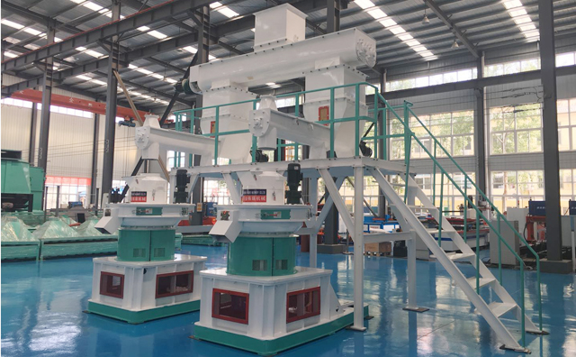 鋸末顆粒機(jī).jpg 鋸末顆粒機(jī).jpg