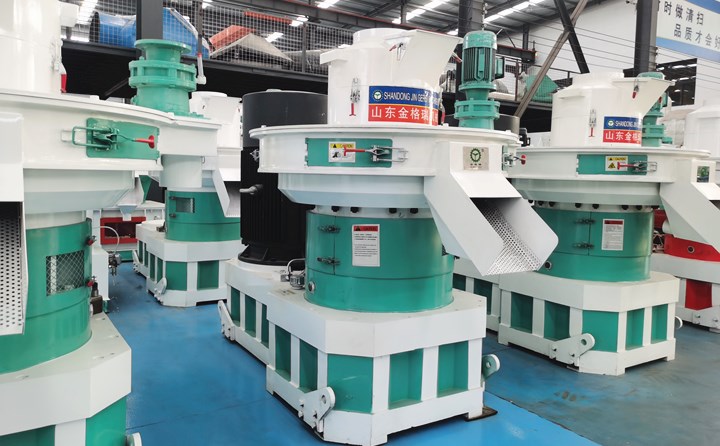 來(lái)到山東濟(jì)南章丘顆粒機(jī)廠家,看鋸末顆粒機(jī).jpg 來(lái)到山東濟(jì)南章丘顆粒機(jī)廠家,看鋸末顆粒機(jī).jpg