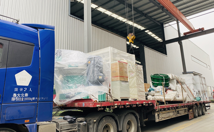 藍(lán)天和發(fā)貨相輔相成.jpg 藍(lán)天和發(fā)貨相輔相成.jpg