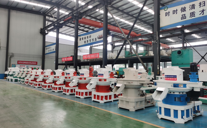 陽信縣利民生物質能技術公司采用的是山東金格瑞木屑造粒機成套設備,山東金格瑞是專業生產生物質顆粒機、木屑造粒機等生產線設備廠家,歡迎廣大朋友前來考察試機.jpg 陽信縣利民生物質能技術公司采用的是山東金格瑞木屑造粒機成套設備,山東金格瑞是專業生產生物質顆粒機、木屑造粒機等生產線設備廠家,歡迎廣大朋友前來考察試機.jpg