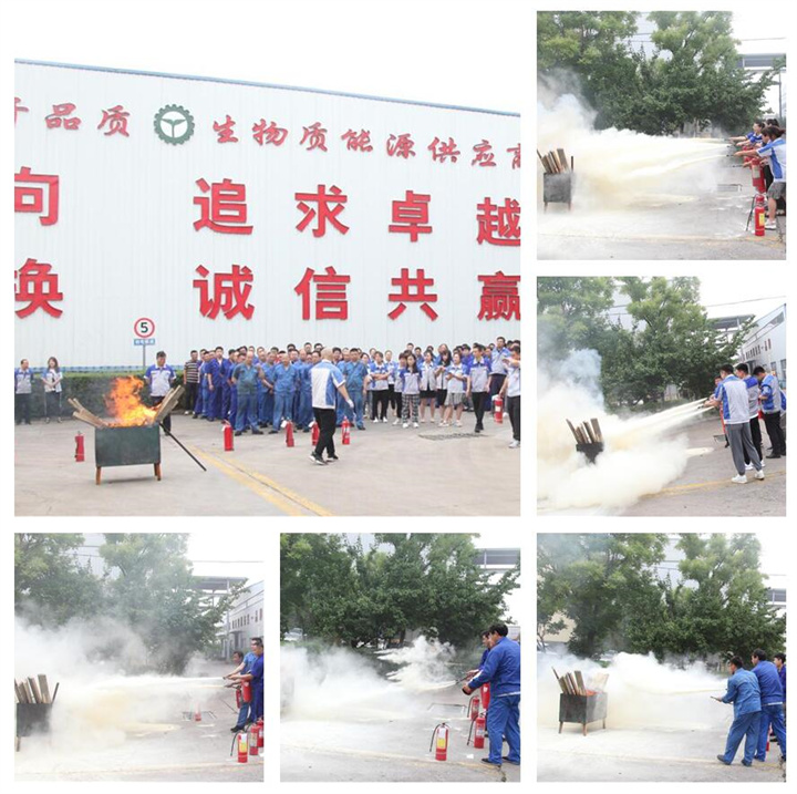 隨后,集團消防安全員為廣大職工講解滅火器和消防水槍的使用方法,并現(xiàn)場演示。廣大員工積極參與到教學演練當中,進一步鞏固消防培訓知識。 隨后,集團消防安全員為廣大職工講解滅火器和消防水槍的使用方法,并現(xiàn)場演示。廣大員工積極參與到教學演練當中,進一步鞏固消防培訓知識。