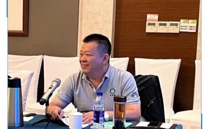 為激發(fā)員工工作積極性,激勵員工完成公司各項目標,促進公司與員工的雙贏發(fā)展,集團總經(jīng)理孫寧波宣貫激勵政策。.jpg 為激發(fā)員工工作積極性,激勵員工完成公司各項目標,促進公司與員工的雙贏發(fā)展,集團總經(jīng)理孫寧波宣貫激勵政策。.jpg