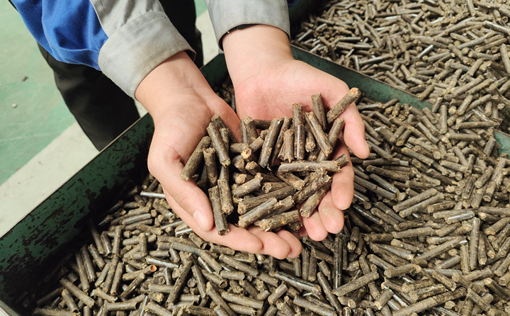 生物質顆粒燃料.jpg 生物質顆粒燃料.jpg