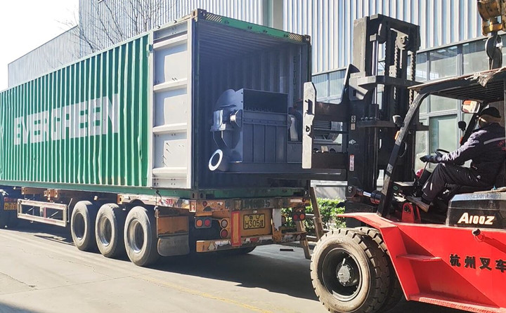 木屑顆粒機(jī)生產(chǎn)線發(fā)往英國(guó)倫敦,這是年產(chǎn)2萬(wàn)噸的顆粒機(jī)生產(chǎn)線設(shè)備.jpg 木屑顆粒機(jī)生產(chǎn)線發(fā)往英國(guó)倫敦,這是年產(chǎn)2萬(wàn)噸的顆粒機(jī)生產(chǎn)線設(shè)備.jpg